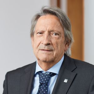 Dr. Klaus Eisele